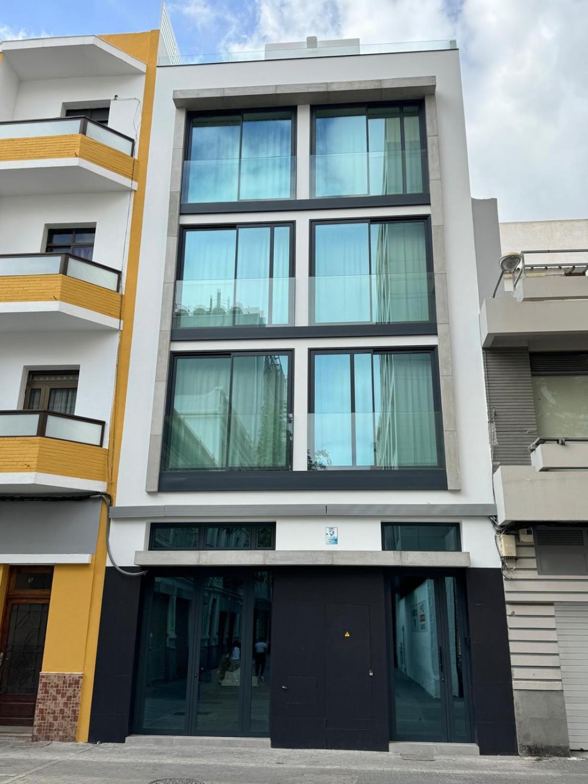 Apartment Moderno Costa 49 1d *