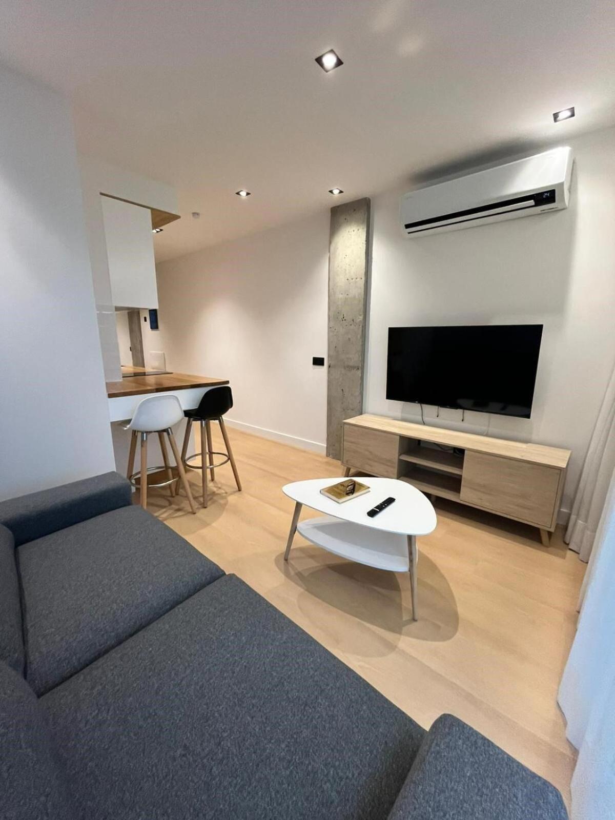Moderno Costa 49 1d Apartment *